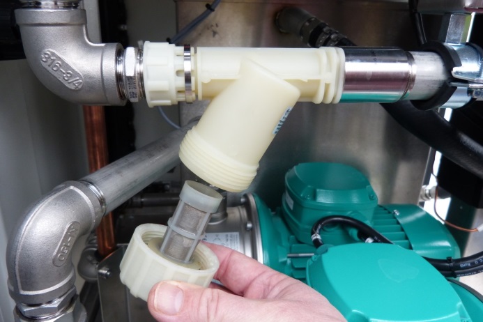 Grafik aus Gradient water strainer (iuqdv0q3.jpg)